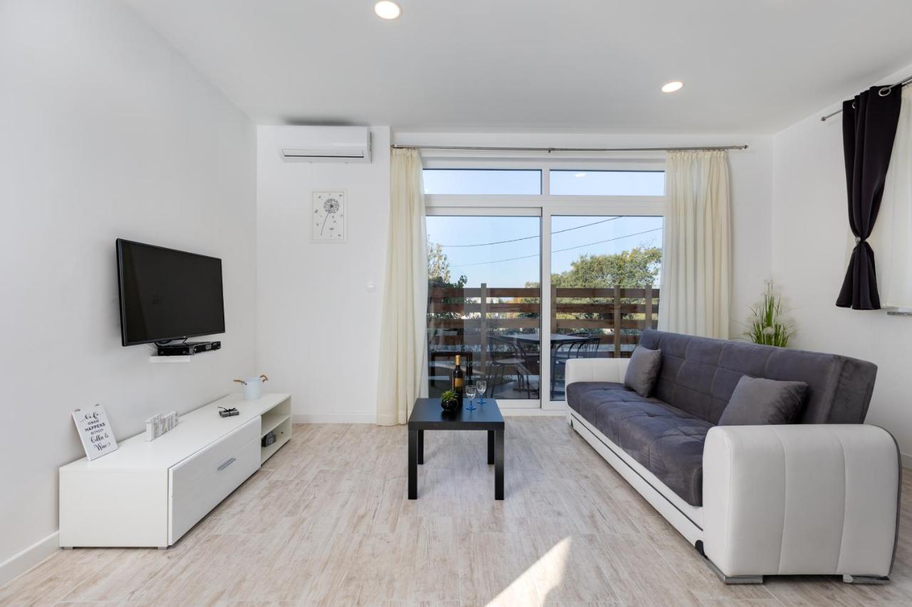 Apartments Meri Sveti Ivan  外观 照片